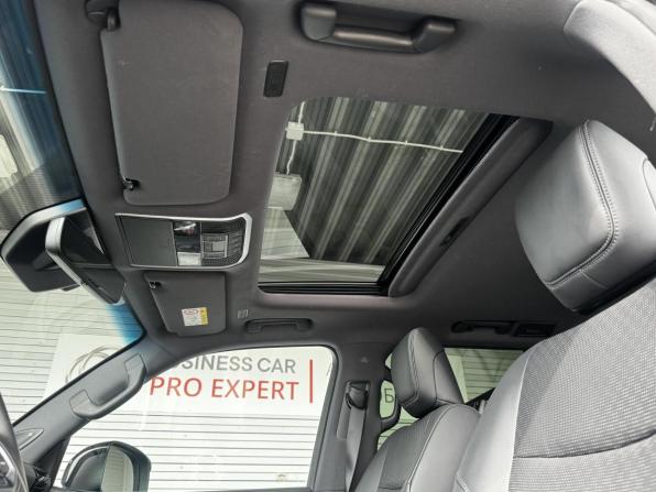 Toyota Land Cruiser 300 Series с пробегом 2025 года, цена 14 550 000 рублей, 9331 км, внедорожник, Автокод Объявления