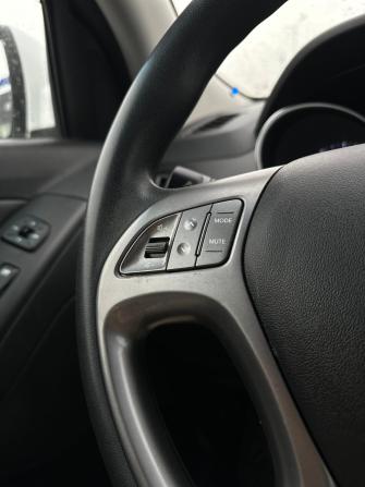 Hyundai ix35 I Рестайлинг с пробегом 2015 года, цена 1 285 000 рублей, 86644 км, внедорожник, Автокод Объявления