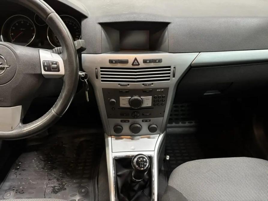 Opel Astra H Рестайлинг Саратов  - изображение 9