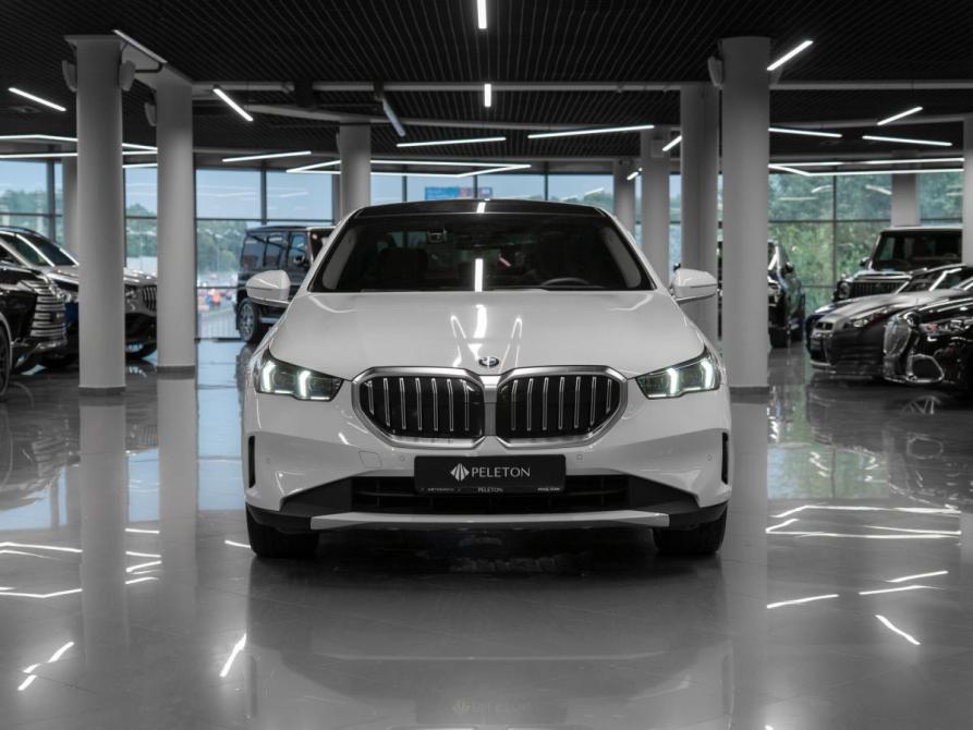 BMW 5 серии VIII (G60/G61/G68) Москва  - изображение 3