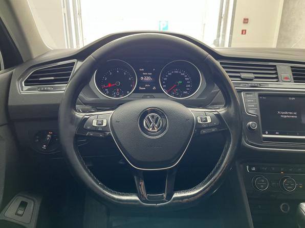 Volkswagen Tiguan II с пробегом 2017 года, цена 1 850 000 рублей, 246000 км, внедорожник, Автокод Объявления