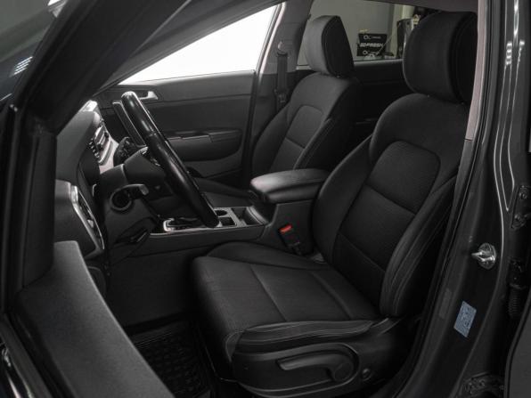 Kia Sportage IV Рестайлинг с пробегом 2019 года, цена 2 479 000 рублей, 83000 км, внедорожник, Автокод Объявления