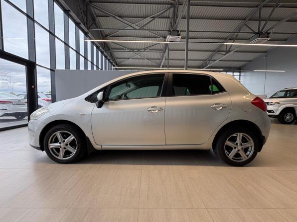 Toyota Auris I с пробегом 2007 года, цена 649 000 рублей, 199000 км, хэтчбек, Автокод Объявления