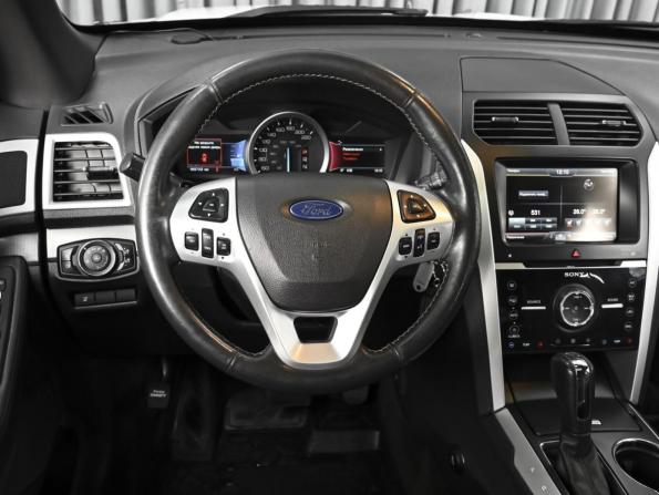 Ford Explorer V с пробегом 2015 года, цена 2 198 000 рублей, 165723 км, внедорожник, Автокод Объявления