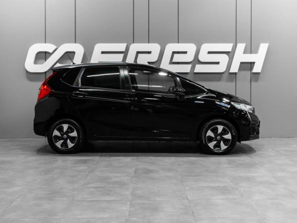 Honda Fit III Рестайлинг с пробегом 2019 года, цена 1 470 000 рублей, 129090 км, хэтчбек, Автокод Объявления