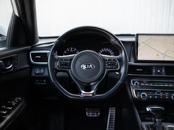 Kia Optima IV с пробегом 2017 года, цена 1 999 000 рублей, 130951 км, седан, Автокод Объявления