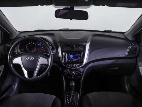 Hyundai Solaris I с пробегом 2011 года, цена 790 000 рублей, 193143 км, седан, Автокод Объявления