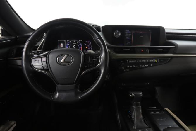Lexus ES VII с пробегом 2018 года, цена 3 199 000 рублей, 162266 км, седан, Автокод Объявления