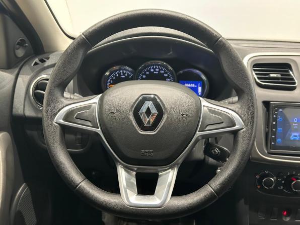 Renault Logan II Рестайлинг с пробегом 2018 года, цена 879 000 рублей, 86822 км, седан, Автокод Объявления