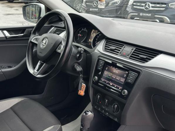 Skoda Rapid I Рестайлинг с пробегом 2018 года, цена 1 100 000 рублей, 110000 км, лифтбек, Автокод Объявления
