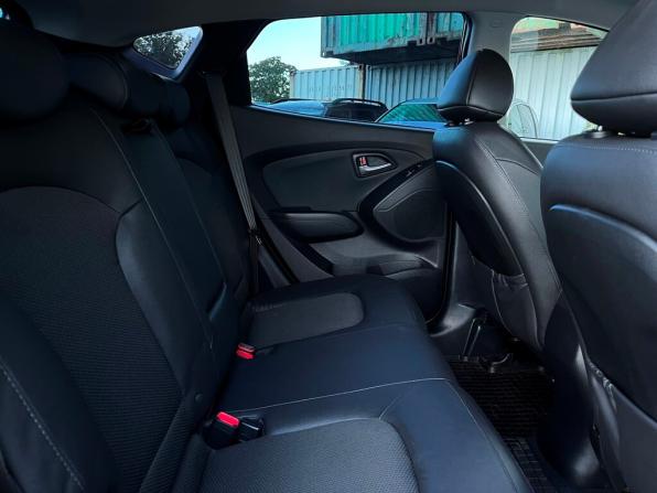 Hyundai ix35 I Рестайлинг с пробегом 2015 года, цена 1 260 400 рублей, 145791 км, внедорожник, Автокод Объявления