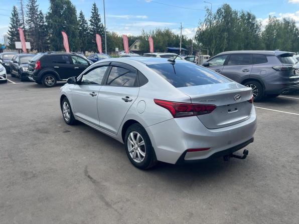 Hyundai Solaris II с пробегом 2017 года, цена 1 120 000 рублей, 146885 км, седан, Автокод Объявления