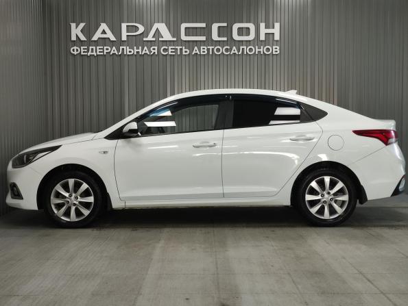 Hyundai Solaris II с пробегом 2017 года, цена 1 036 000 рублей, 139241 км, седан, Автокод Объявления