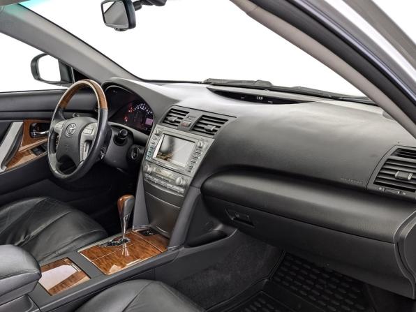 Toyota Camry VI (XV40) Рестайлинг с пробегом 2011 года, цена 1 125 000 рублей, 296394 км, седан, Автокод Объявления