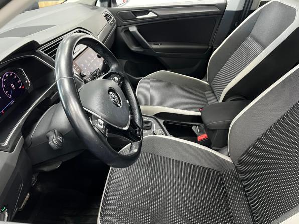 Volkswagen Tiguan II с пробегом 2019 года, цена 3 300 000 рублей, 32224 км, внедорожник, Автокод Объявления