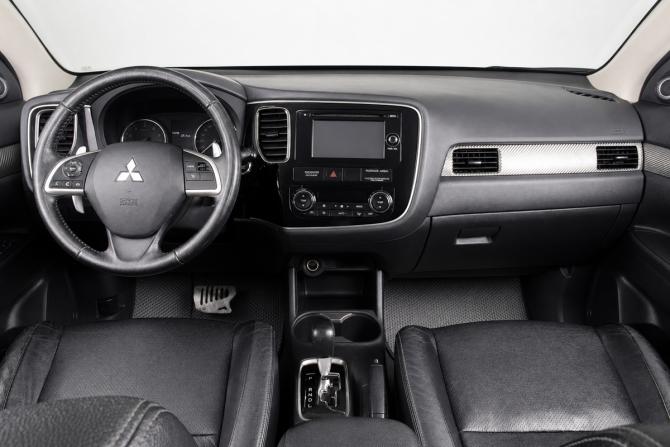 Mitsubishi Outlander III с пробегом 2013 года, цена 1 379 000 рублей, 237000 км, внедорожник, Автокод Объявления