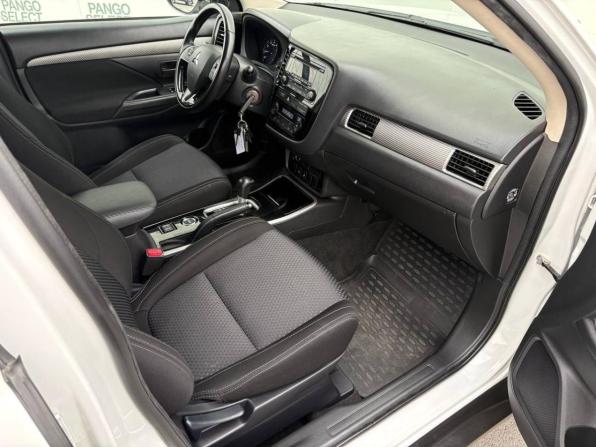 Mitsubishi Outlander III Рестайлинг 3 с пробегом 2018 года, цена 1 990 000 рублей, 117000 км, внедорожник, Автокод Объявления