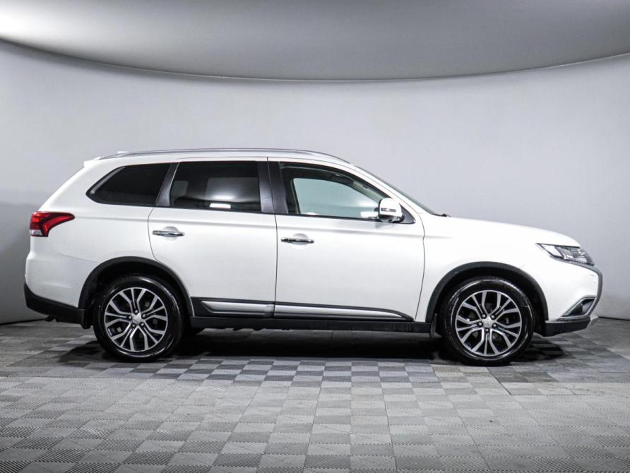 Mitsubishi Outlander III Рестайлинг 2 Москва  - изображение 4