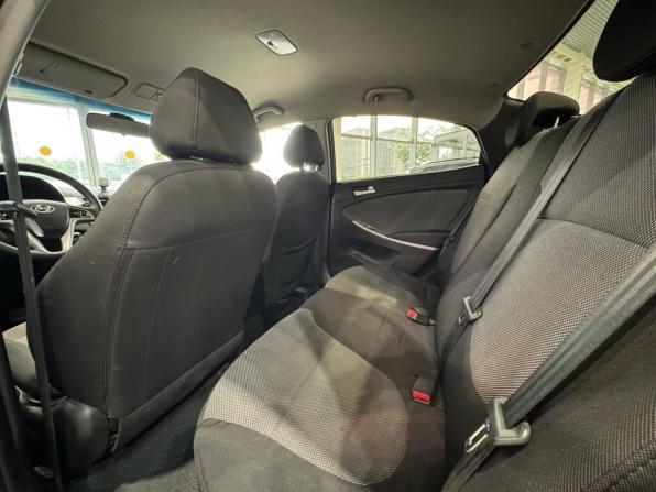 Hyundai Solaris I с пробегом 2013 года, цена 695 000 рублей, 207376 км, седан, Автокод Объявления