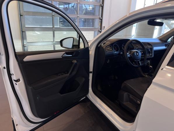Volkswagen Tiguan II с пробегом 2017 года, цена 2 385 000 рублей, 167507 км, внедорожник, Автокод Объявления