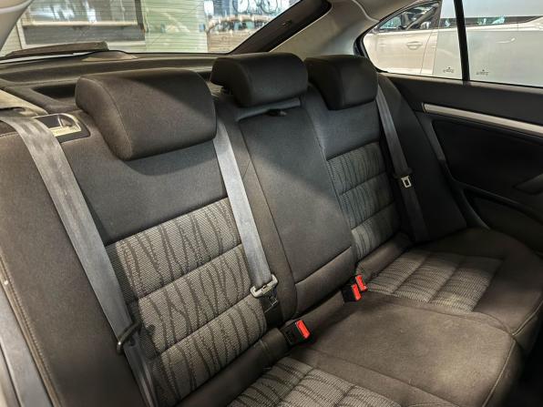 Skoda Octavia II (A5) Рестайлинг с пробегом 2012 года, цена 857 000 рублей, 271000 км, лифтбек, Автокод Объявления