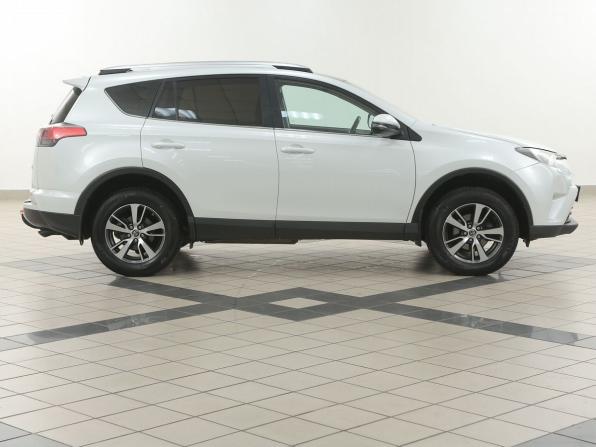 Toyota RAV4 IV (XA40) Рестайлинг с пробегом 2018 года, цена 2 252 000 рублей, 182000 км, внедорожник, Автокод Объявления