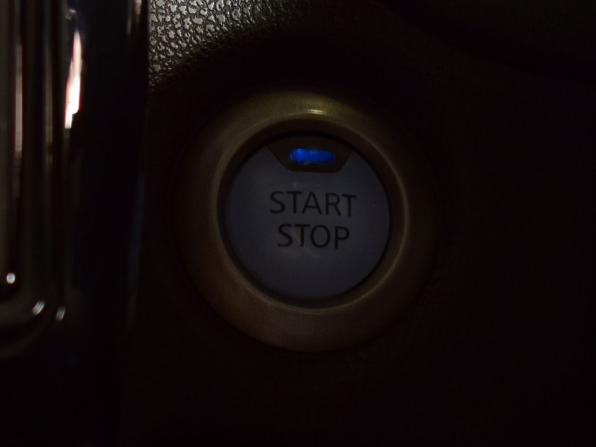 Nissan Note II Рестайлинг с пробегом 2019 года, цена 989 999 рублей, 84329 км, хэтчбек, Автокод Объявления