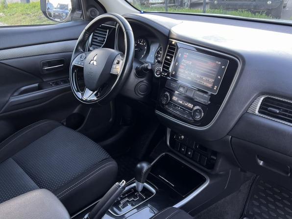 Mitsubishi Outlander III Рестайлинг 2 с пробегом 2018 года, цена 1 690 000 рублей, 141225 км, внедорожник, Автокод Объявления