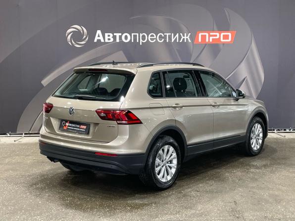 Volkswagen Tiguan II с пробегом 2020 года, цена 2 334 000 рублей, 138237 км, внедорожник, Автокод Объявления