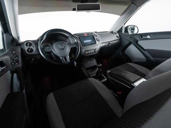 Volkswagen Tiguan I Рестайлинг с пробегом 2011 года, цена 970 000 рублей, 219786 км, внедорожник, Автокод Объявления