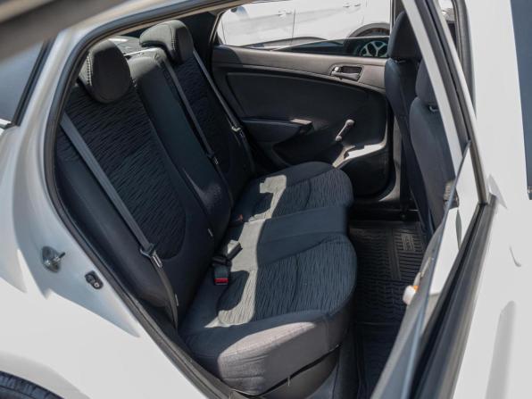 Hyundai Solaris I Рестайлинг с пробегом 2014 года, цена 730 000 рублей, 242412 км, седан, Автокод Объявления