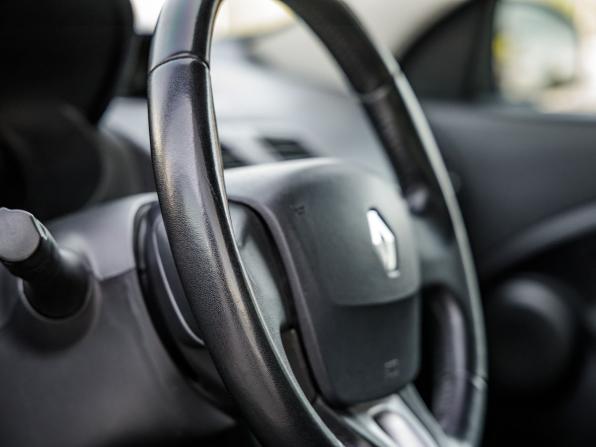 Renault Fluence I с пробегом 2012 года, цена 784 000 рублей, 130713 км, седан, Автокод Объявления