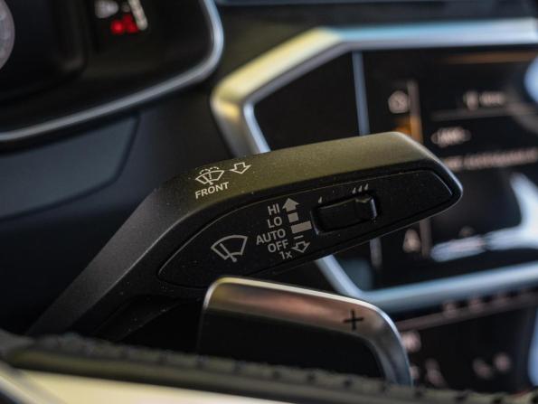 Audi A6 V (C8) с пробегом 2018 года, цена 3 605 000 рублей, 166291 км, седан, Автокод Объявления
