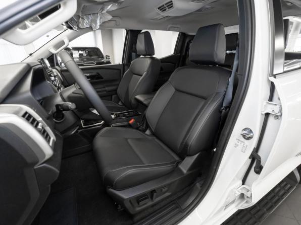 Mitsubishi L200 VI с пробегом 2025 года, цена 5 500 000 рублей, 50 км, пикап, Автокод Объявления