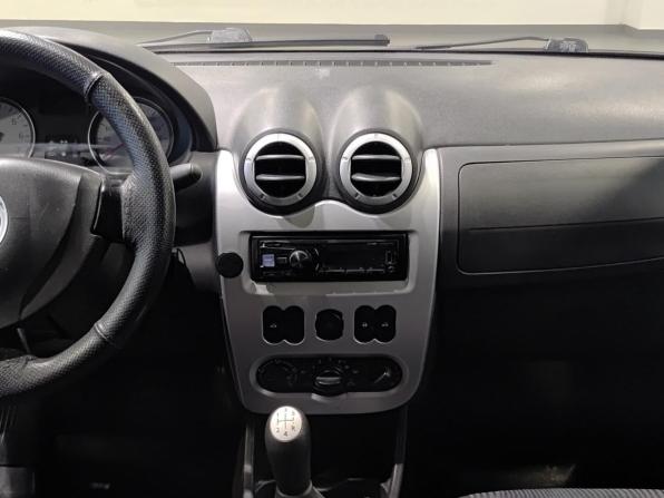 Renault Logan I Рестайлинг с пробегом 2012 года, цена 365 000 рублей, 235479 км, седан, Автокод Объявления