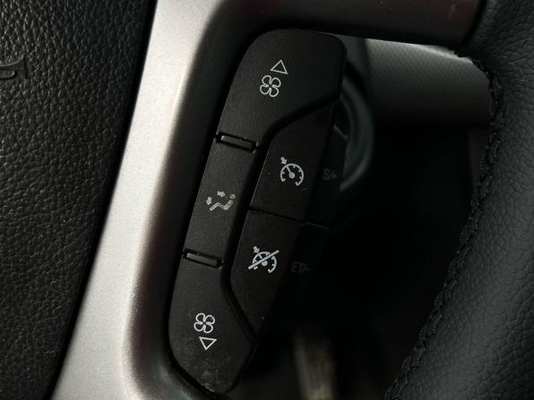 Chevrolet Captiva I Рестайлинг с пробегом 2012 года, цена 1 070 000 рублей, 223857 км, внедорожник, Автокод Объявления