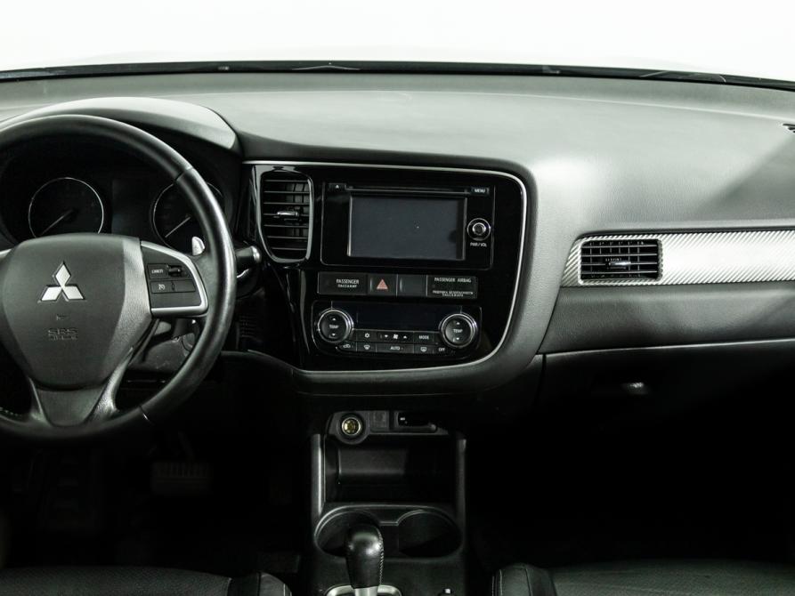 Mitsubishi Outlander III Санкт-Петербург  - изображение 14