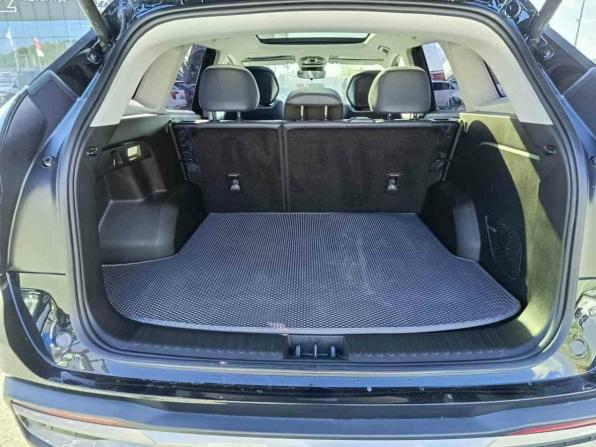 Geely Atlas II с пробегом 2024 года, цена 2 954 995 рублей, 32045 км, внедорожник, Автокод Объявления