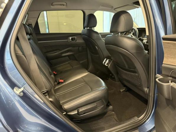 Kia Sorento IV с пробегом 2021 года, цена 3 560 000 рублей, 83087 км, внедорожник, Автокод Объявления