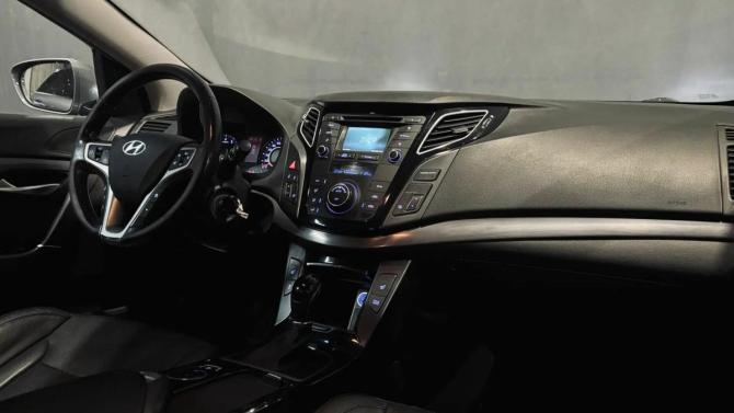 Hyundai i40 I с пробегом 2015 года, цена 1 222 000 рублей, 211000 км, седан, Автокод Объявления