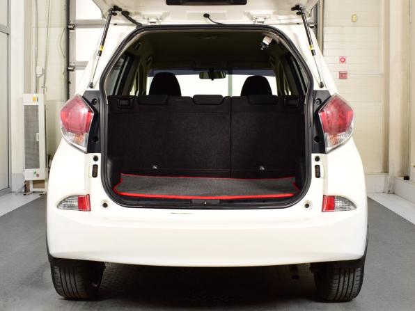 Toyota Ractis II с пробегом 2014 года, цена 999 995 рублей, 80752 км, хэтчбек, Автокод Объявления