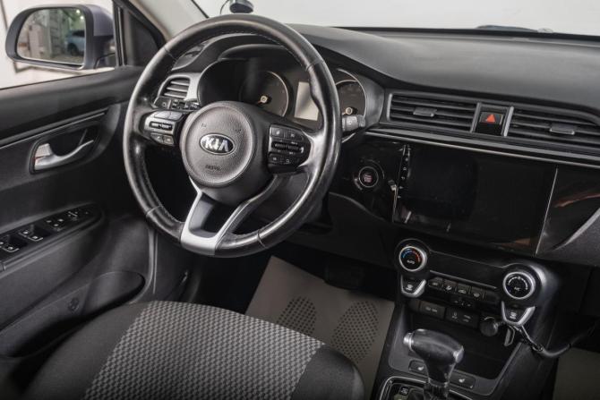 Kia Rio IV с пробегом 2017 года, цена 1 449 000 рублей, 141000 км, седан, Автокод Объявления