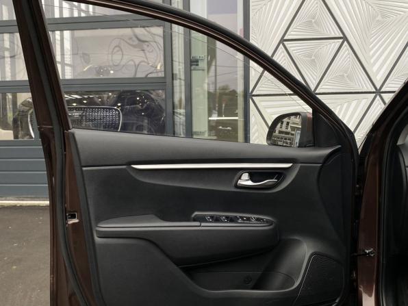 Kia Rio IV Рестайлинг с пробегом 2021 года, цена 1 549 000 рублей, 125956 км, седан, Автокод Объявления