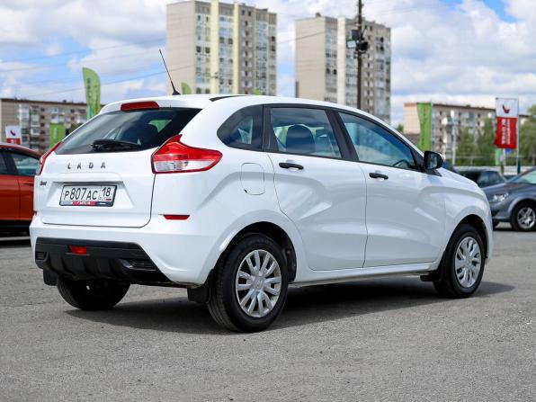 Lada (ВАЗ) XRAY I с пробегом 2017 года, цена 689 000 рублей, 94413 км, хэтчбек, Автокод Объявления
