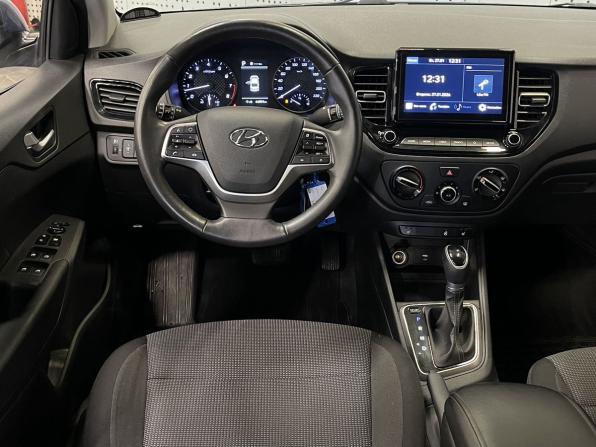 Hyundai Solaris II Рестайлинг с пробегом 2022 года, цена 1 630 000 рублей, 66054 км, седан, Автокод Объявления