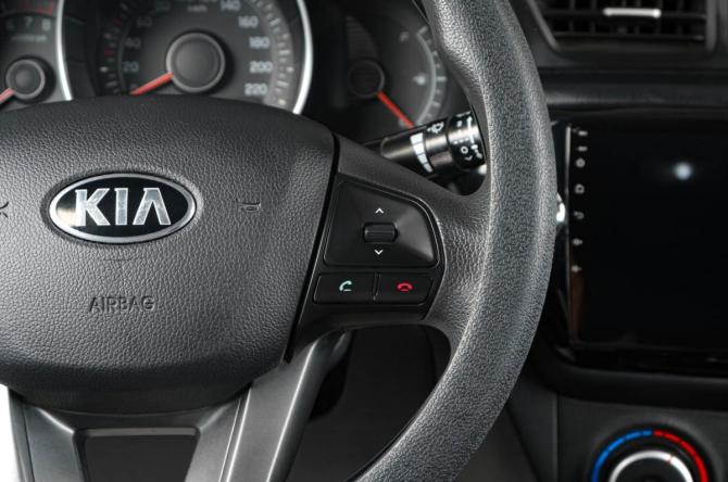 Kia Rio III с пробегом 2011 года, цена 899 000 рублей, 163000 км, седан, Автокод Объявления