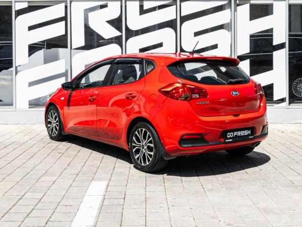 Kia Ceed II с пробегом 2015 года, цена 1 169 000 рублей, 137863 км, хэтчбек, Автокод Объявления