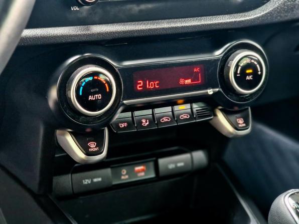 Kia Rio IV с пробегом 2019 года, цена 1 299 500 рублей, 115000 км, седан, Автокод Объявления