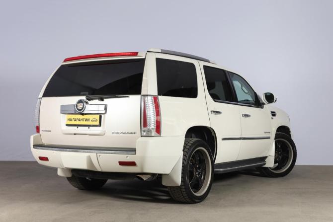 Cadillac Escalade III с пробегом 2013 года, цена 2 149 000 рублей, 342000 км, внедорожник, Автокод Объявления