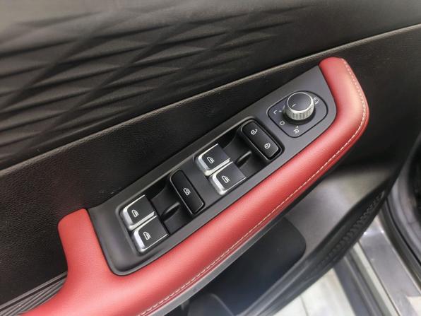 Geely Coolray I Рестайлинг с пробегом 2023 года, цена 2 160 000 рублей, 30000 км, внедорожник, Автокод Объявления